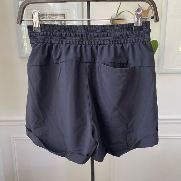 Lululemon Spring Break Away Short 4-way Stretch 3" Inseam Black $65 4 - Picture 2 of 8